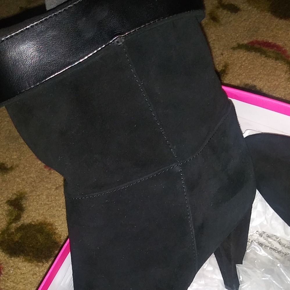 Boots. - Picture 8 of 11